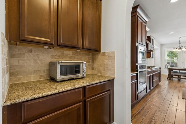 2917 Lakefield Drive, Little Elm, TX 75068