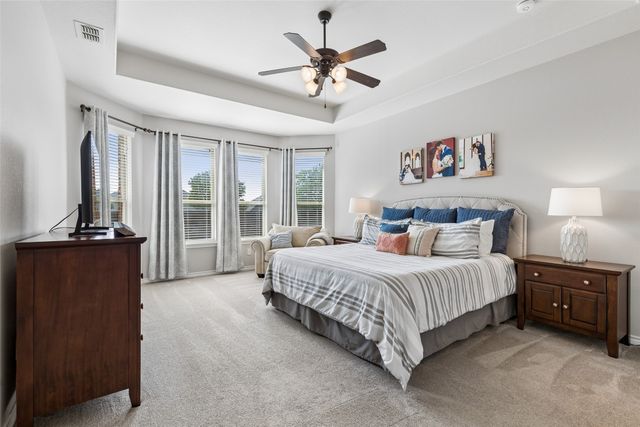2917 Lakefield Drive, Little Elm, TX 75068