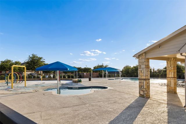 2917 Lakefield Drive, Little Elm, TX 75068