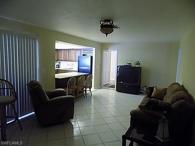 3614 SE 16th PL, Cape Coral, FL 33904