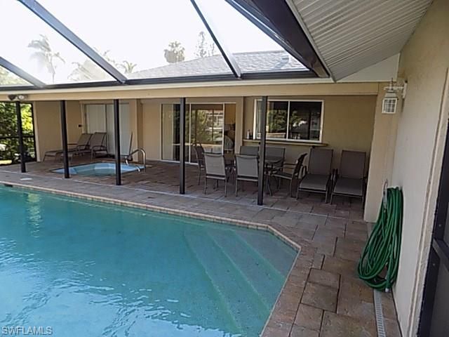 3614 SE 16th PL, Cape Coral, FL 33904