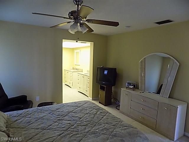 3614 SE 16th PL, Cape Coral, FL 33904