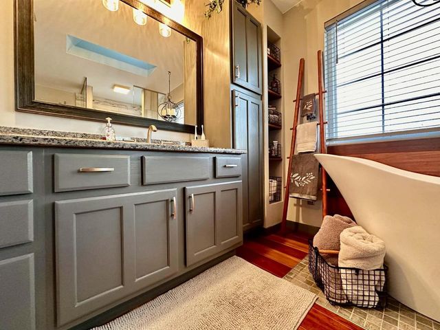 10306 83rd PLACE, Pleasant Prairie, WI 53158