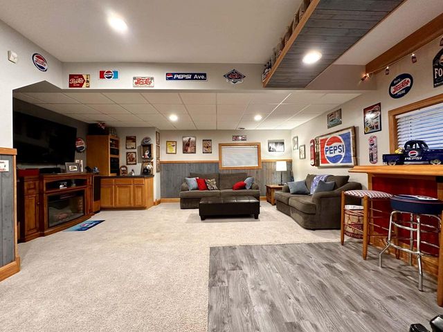 10306 83rd PLACE, Pleasant Prairie, WI 53158