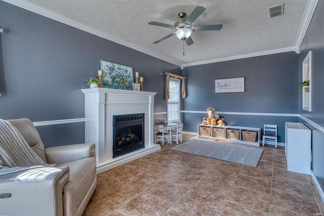 1934 St Lucia Drive, Newburgh, IN 46301