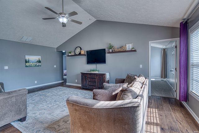 1934 St Lucia Drive, Newburgh, IN 46301