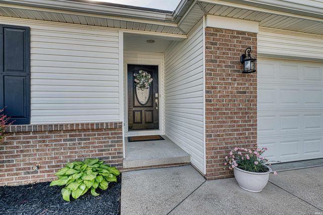 1934 St Lucia Drive, Newburgh, IN 46301