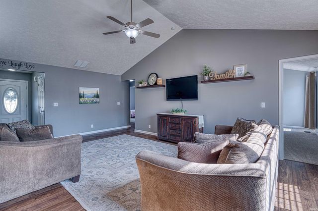 1934 St Lucia Drive, Newburgh, IN 46301