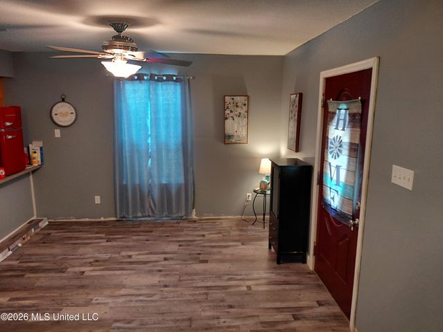 255 Hopkins Boulevard, Biloxi, MS 39530