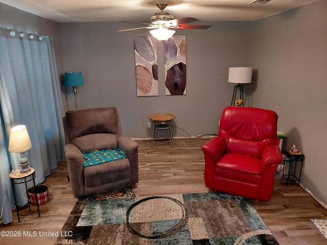 255 Hopkins Boulevard, Biloxi, MS 39530