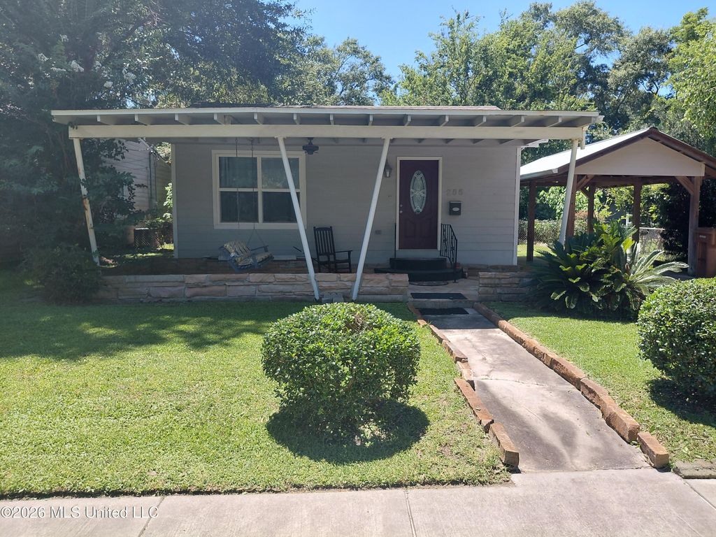 255 Hopkins Boulevard, Biloxi, MS 39530