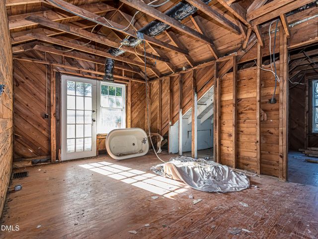 1825 White Oak Road, Raleigh, NC 27608