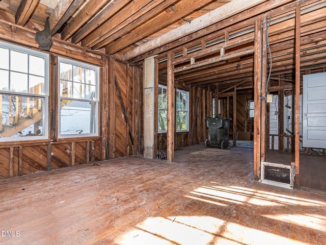 1825 White Oak Road, Raleigh, NC 27608