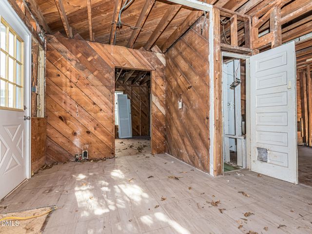 1825 White Oak Road, Raleigh, NC 27608