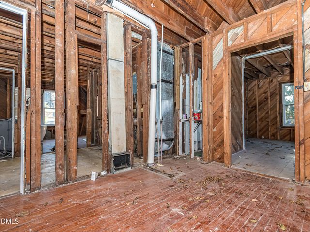 1825 White Oak Road, Raleigh, NC 27608