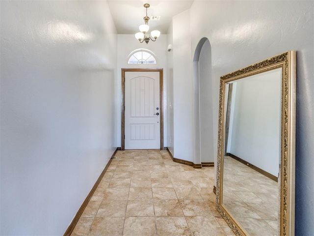 17312 Medina Lane, Oklahoma City, OK 73170