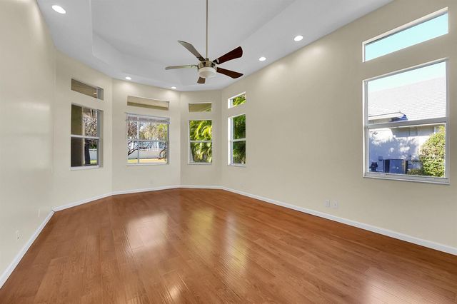 211 NW Pleasant Grove Way, Port St. Lucie, FL 34986