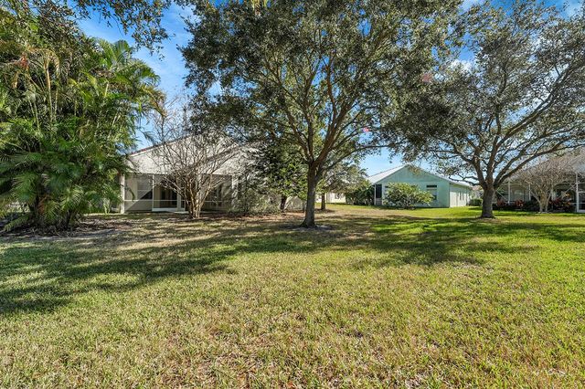 211 NW Pleasant Grove Way, Port St. Lucie, FL 34986