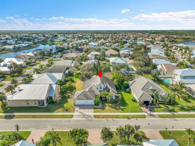 211 NW Pleasant Grove Way, Port St. Lucie, FL 34986
