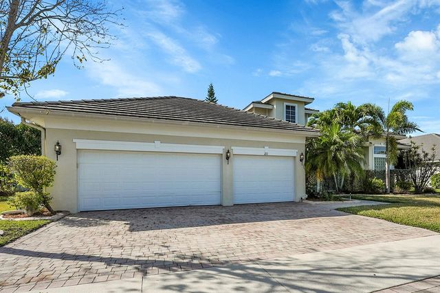 211 NW Pleasant Grove Way, Port St. Lucie, FL 34986