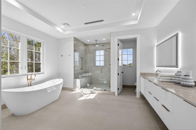 310 SE 9 Court, Pompano Beach, FL 33060