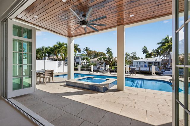 310 SE 9 Court, Pompano Beach, FL 33060