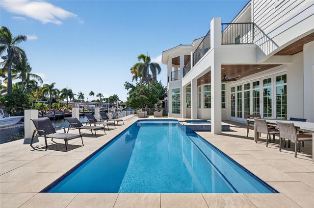 310 SE 9 Court, Pompano Beach, FL 33060