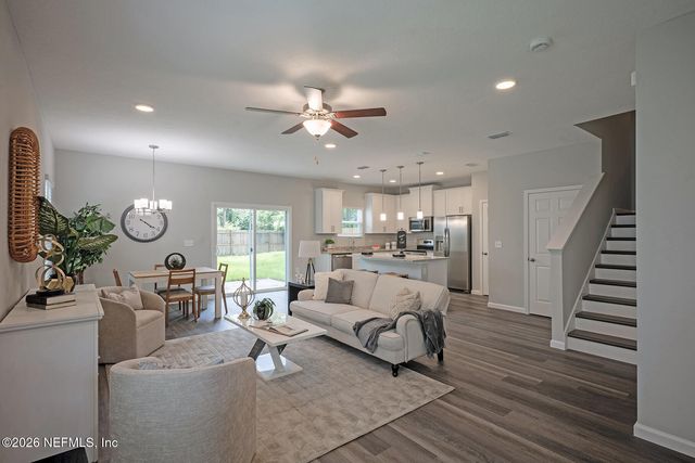 7005 OLD MIDDLEBURG Road S, Jacksonville, FL 32222