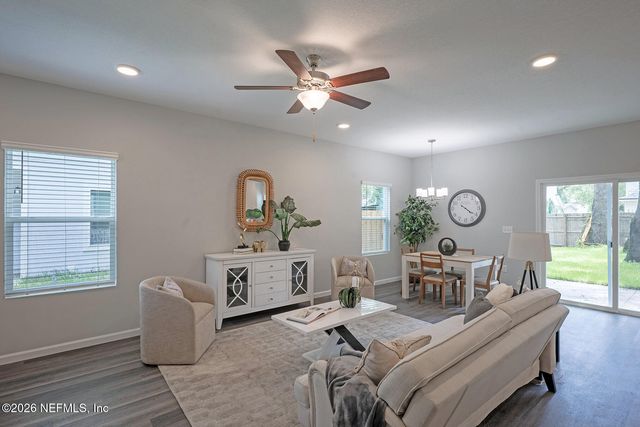 7005 OLD MIDDLEBURG Road S, Jacksonville, FL 32222