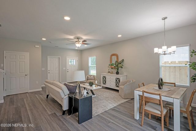 7005 OLD MIDDLEBURG Road S, Jacksonville, FL 32222