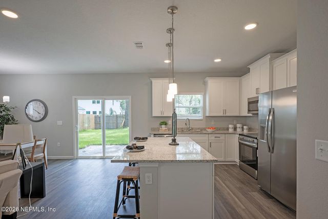 7005 OLD MIDDLEBURG Road S, Jacksonville, FL 32222