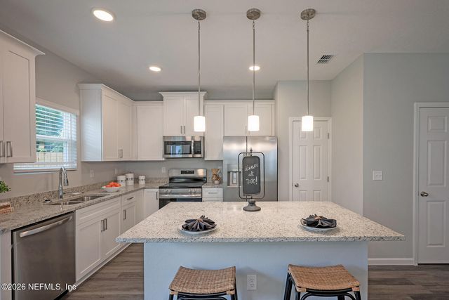 7005 OLD MIDDLEBURG Road S, Jacksonville, FL 32222