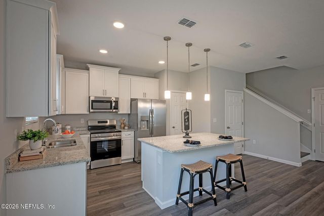 7005 OLD MIDDLEBURG Road S, Jacksonville, FL 32222