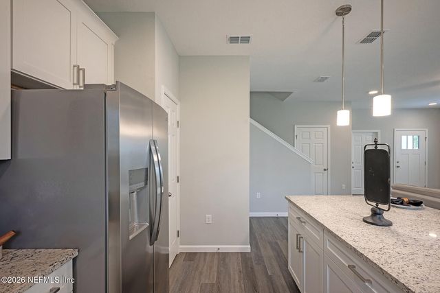 7005 OLD MIDDLEBURG Road S, Jacksonville, FL 32222