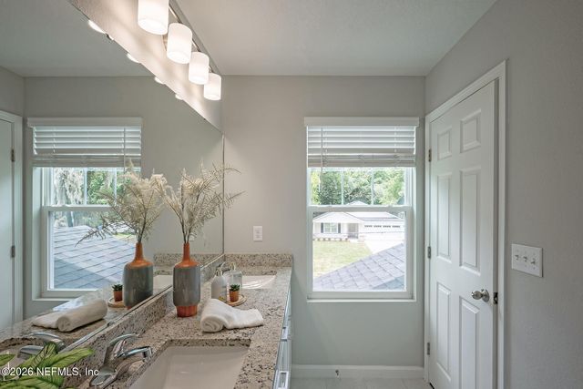 7005 OLD MIDDLEBURG Road S, Jacksonville, FL 32222