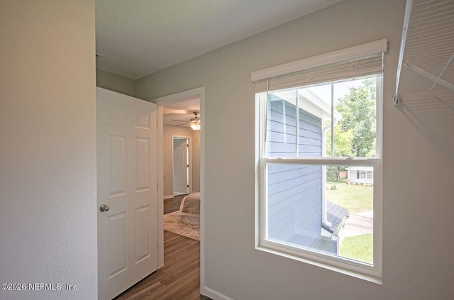 7005 OLD MIDDLEBURG Road S, Jacksonville, FL 32222