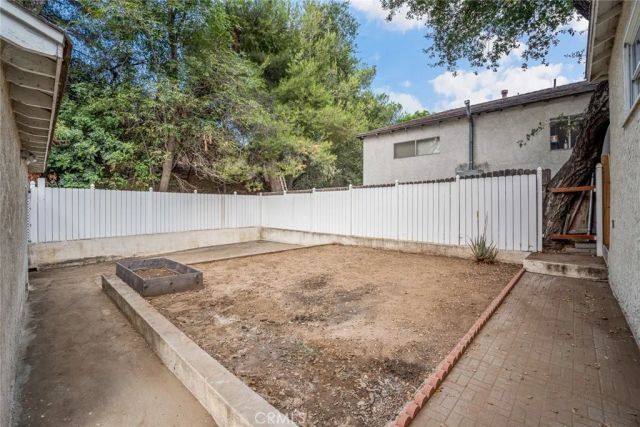 3732 Mayfield, Glendale, CA 91214