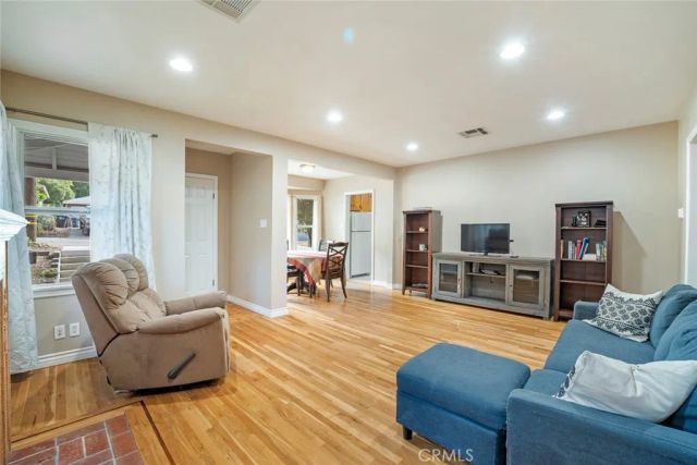 3732 Mayfield, Glendale, CA 91214
