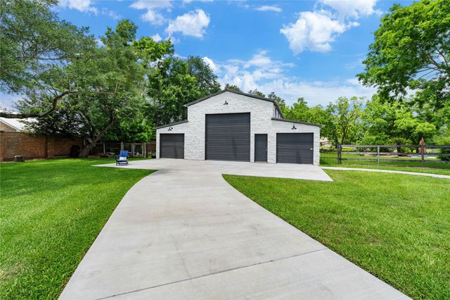 4419 Diamond Springs Drive, Missouri City, TX 77459