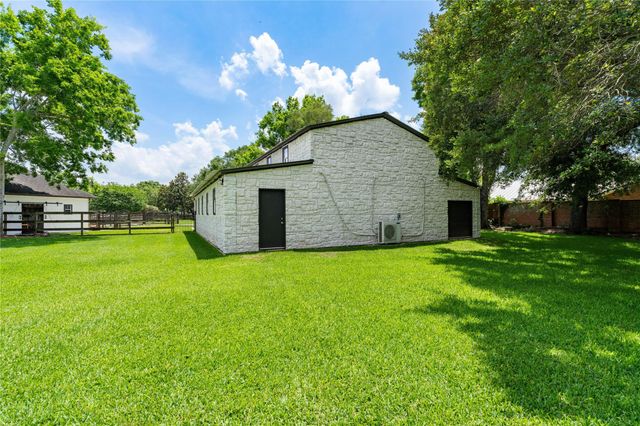 4419 Diamond Springs Drive, Missouri City, TX 77459