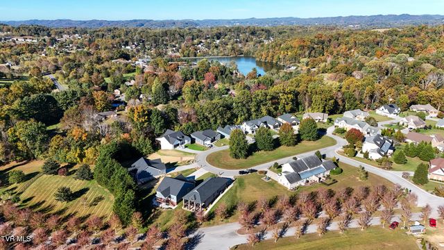 245 Oak View Circle, Bristol, TN 37620