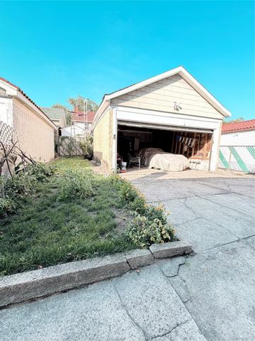 80-25 Woodhaven Boulevard, Ridgewood, NY 11385