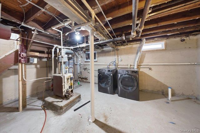 80-25 Woodhaven Boulevard, Glendale, NY 11385