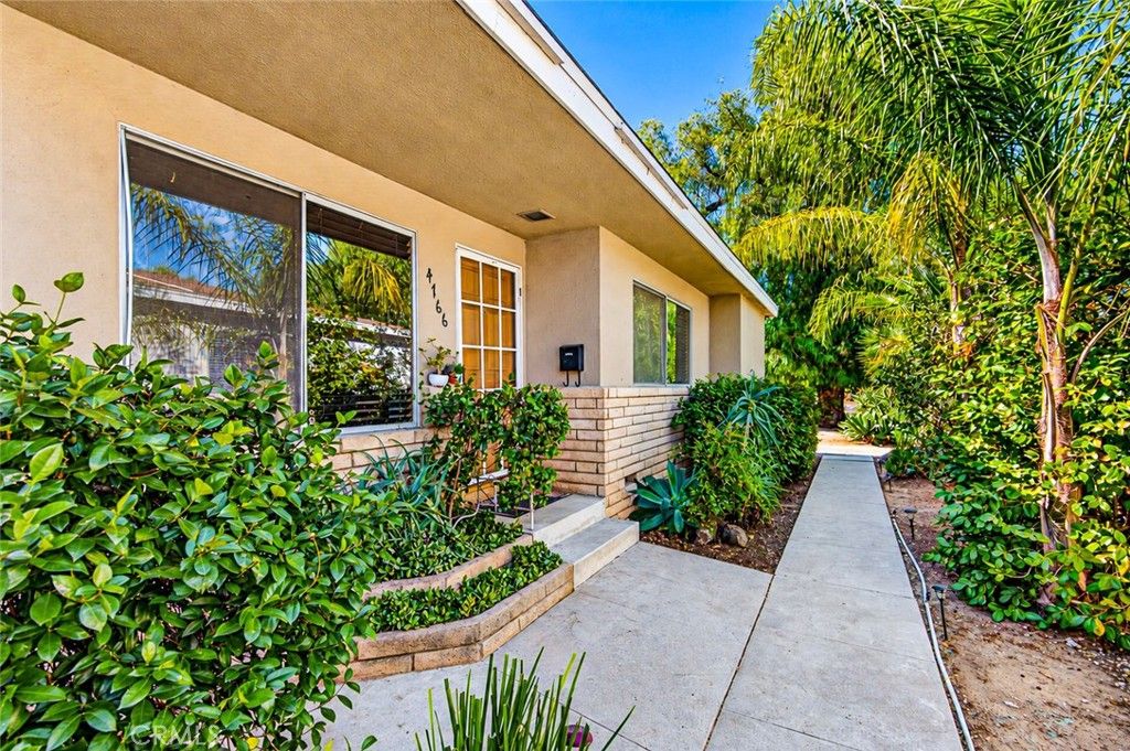 4768 Topanga Canyon Boulevard, Woodland Hills, CA 91364 — photo 2