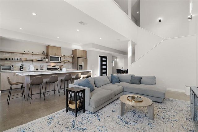 7400 Lake Solis Drive, Lake Charter Twp, MI 49127