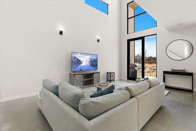 7400 Lake Solis Drive, Lake Charter Twp, MI 49127