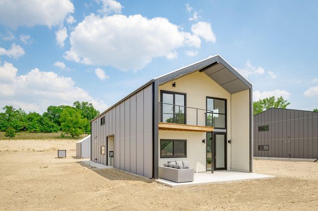 7400 Lake Solis Drive, Lake Charter Twp, MI 49127