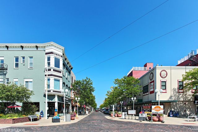 7400 Lake Solis Drive, Lake Charter Twp, MI 49127