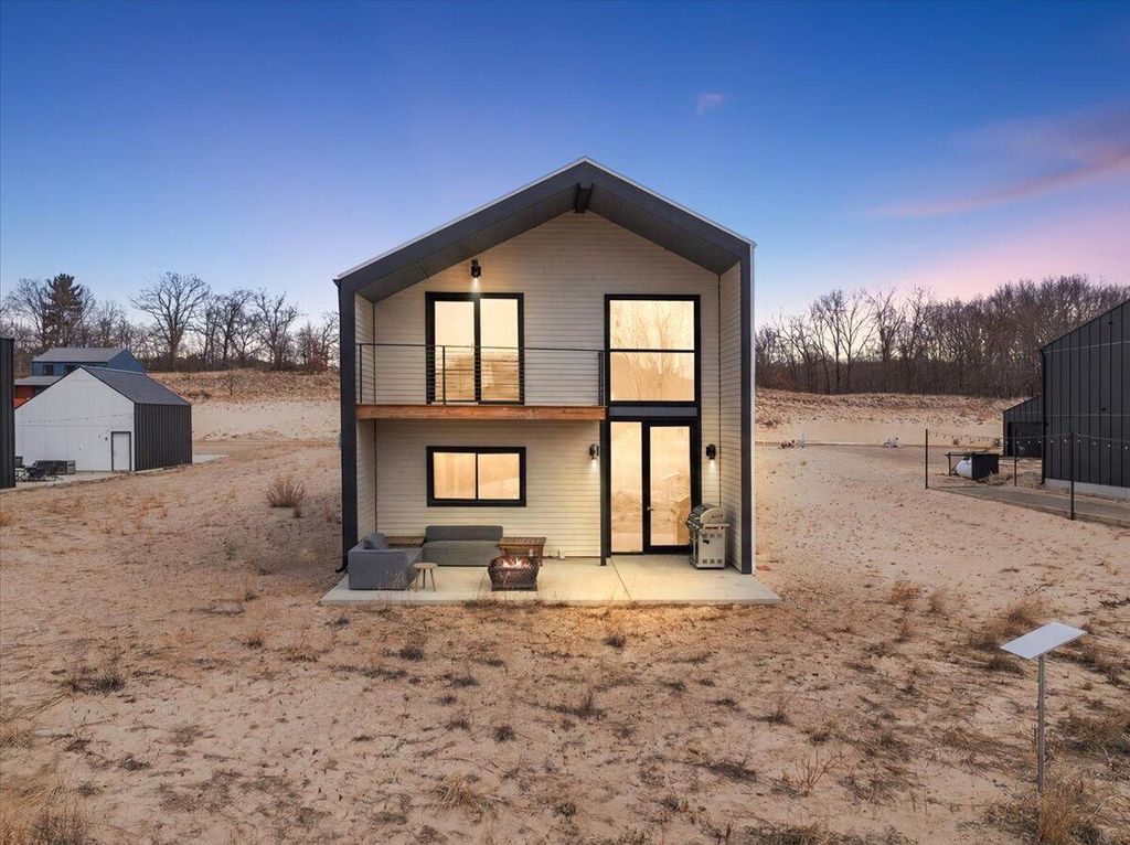 7400 Lake Solis Drive, Lake Charter Twp, MI 49127