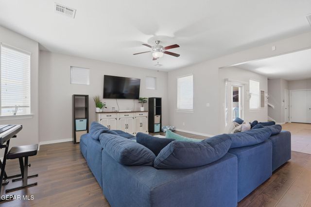 4833 MARK AVIZO, El Paso, TX 79938